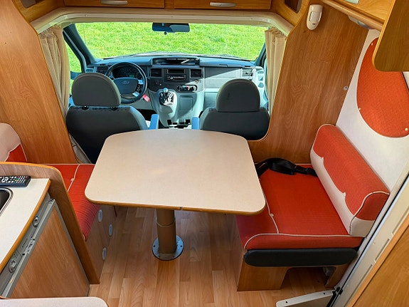 Ford Transit 19 of 28