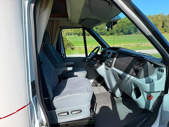 Ford Transit 11 of 28