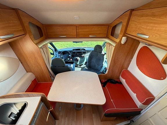 Ford Transit 24 of 28