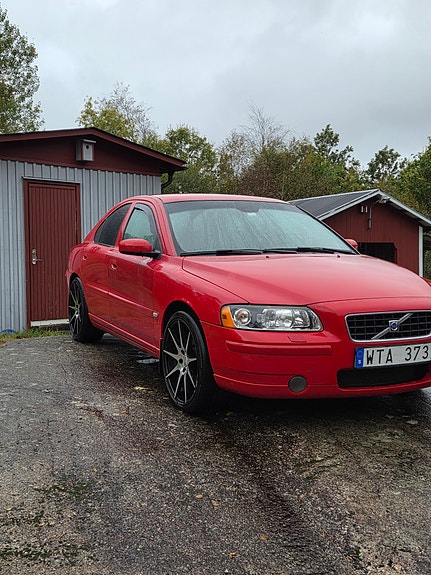 Volvo S60 3 of 6