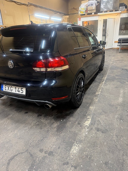 Volkswagen Golf VI