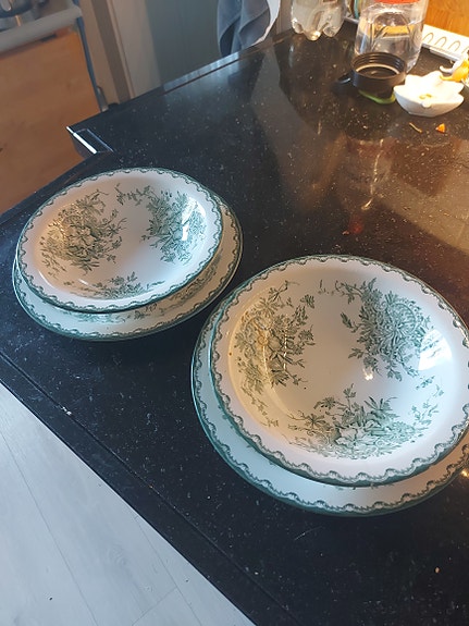 Product image 1 of 2