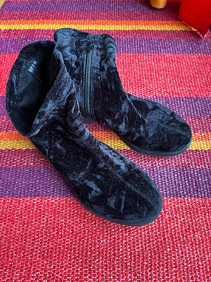 Product image 1 of 8