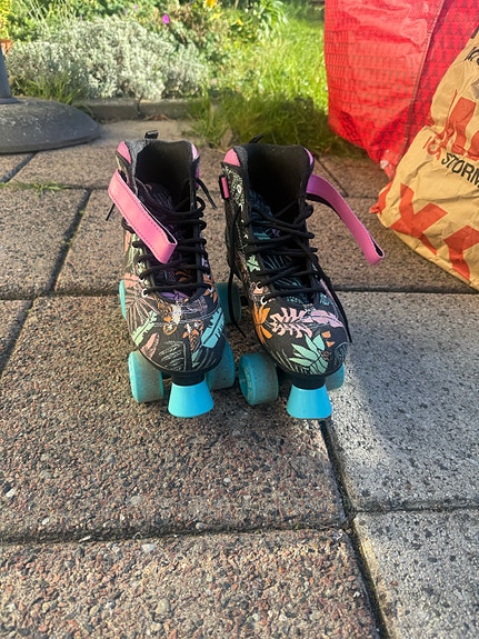 Product image 1 of 3