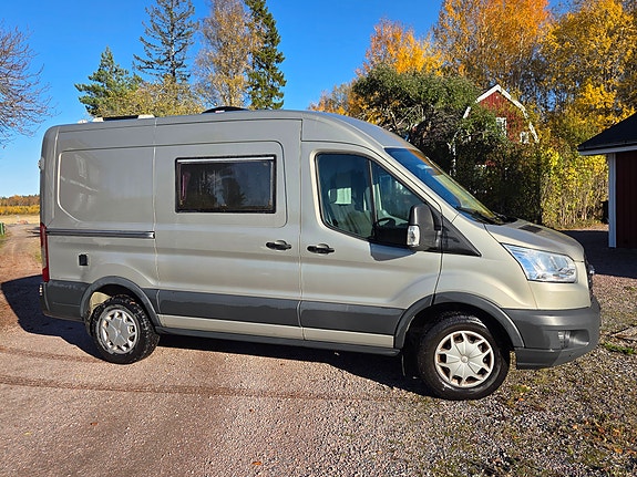 Ford Transit 2 of 9