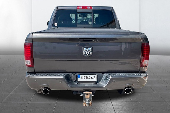 Dodge RAM 1500 4 of 13