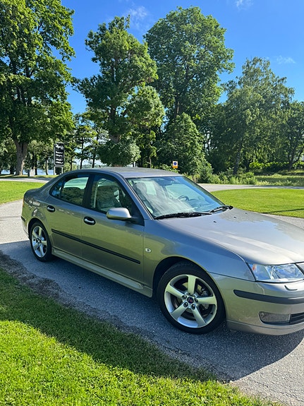 Saab 9-3 2 of 5