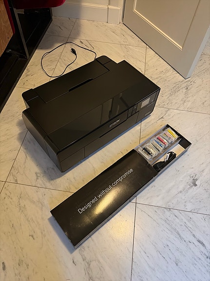Product image 1 of 4