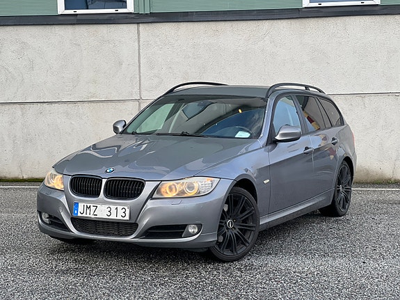 BMW 320d 2 of 8