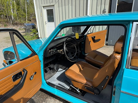 Volvo 142 4 of 4
