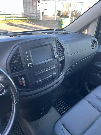 Mercedes-Benz Vito 119 7 of 8