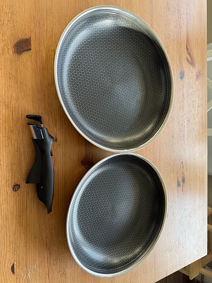 Product image 1 of 8