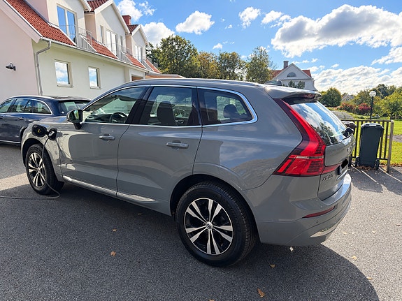 Volvo XC60 3 of 4