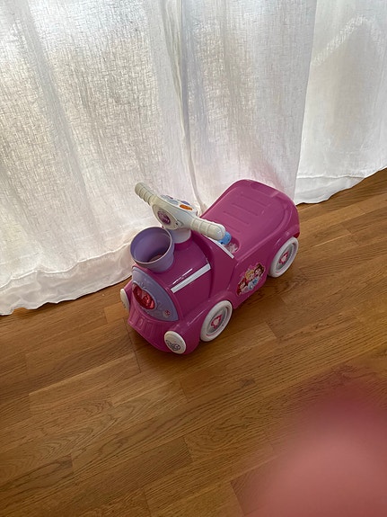 Product image 1 of 4