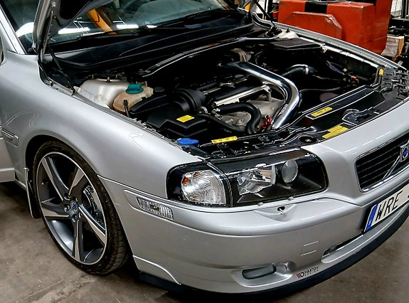 Volvo S80 3 of 5