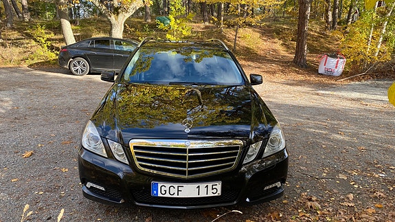 Mercedes-Benz E220