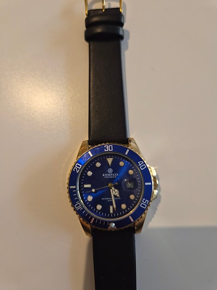 Product image 1 of 3