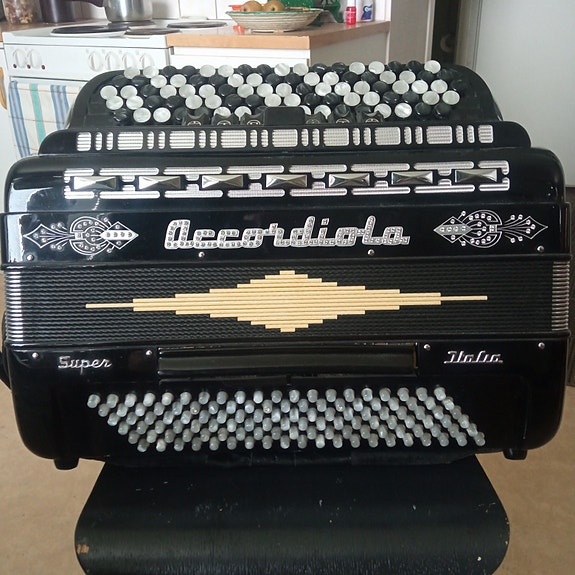 Accordiola Super Italia dragspel svart
