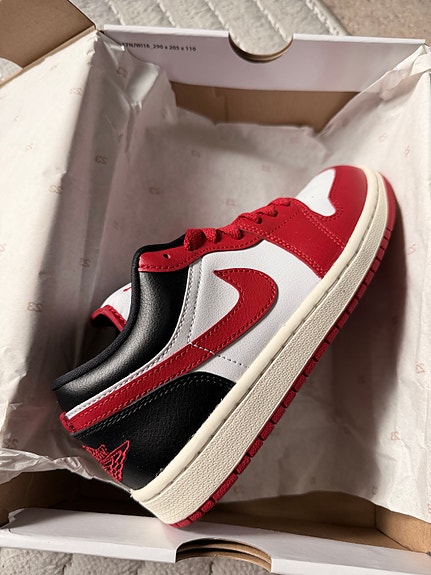 Product image 1 of 7