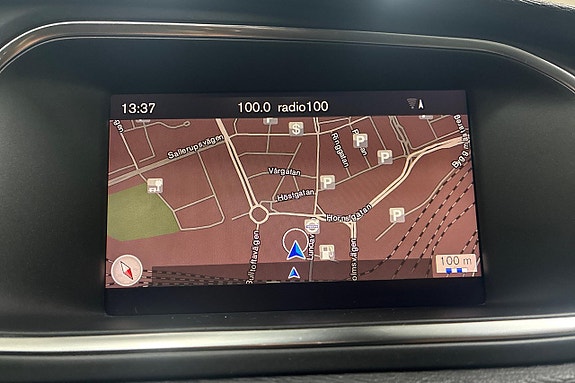 Volvo V40 Cross Country 17 of 25