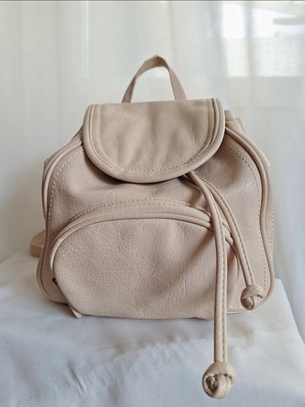 Product image 1 of 8