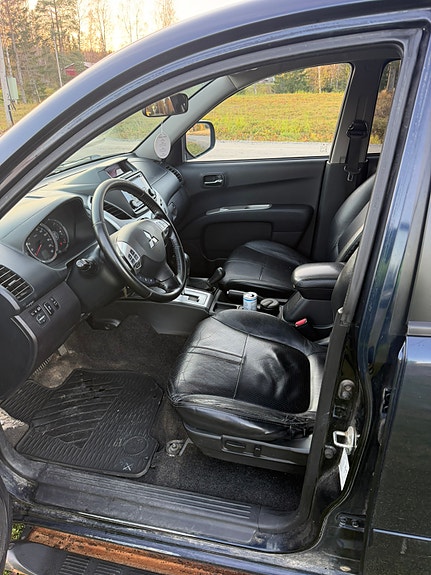 Mitsubishi L200 12 of 13
