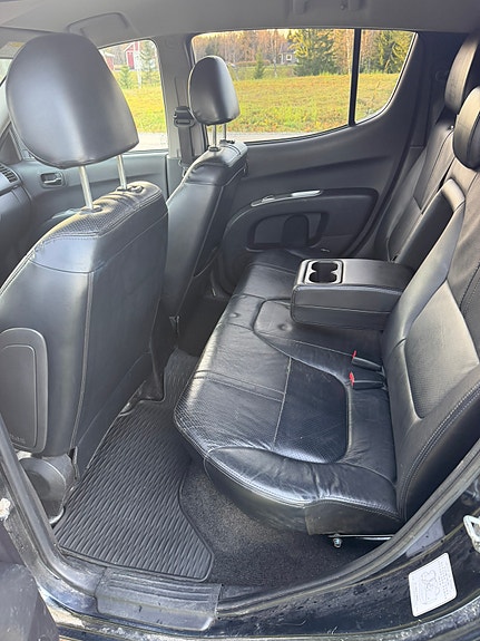 Mitsubishi L200 11 of 13