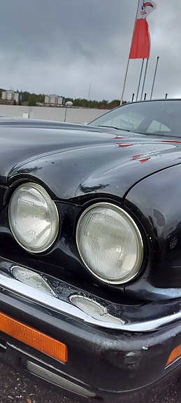 Jaguar Daimler 6 of 7
