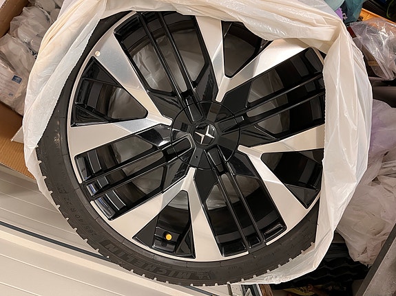 Product image 1 of 4