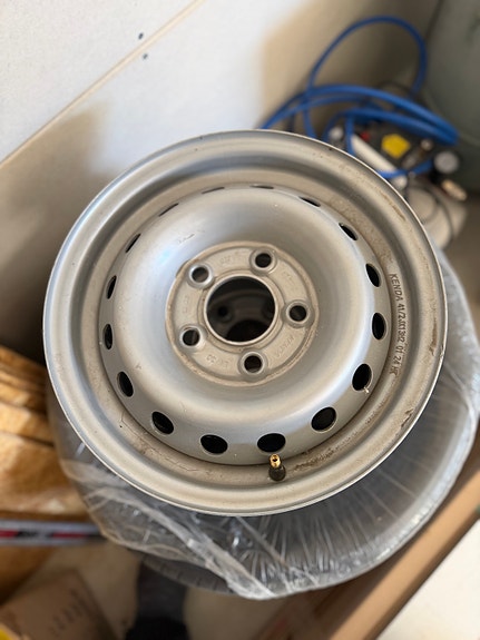 Product image 1 of 2