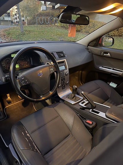 Volvo V50 9 of 12