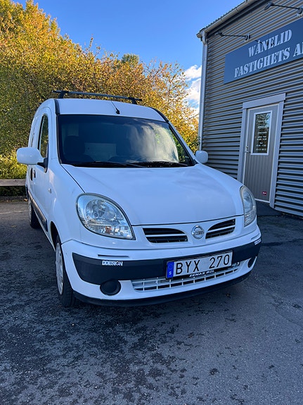 Nissan Kubistar 2 of 5
