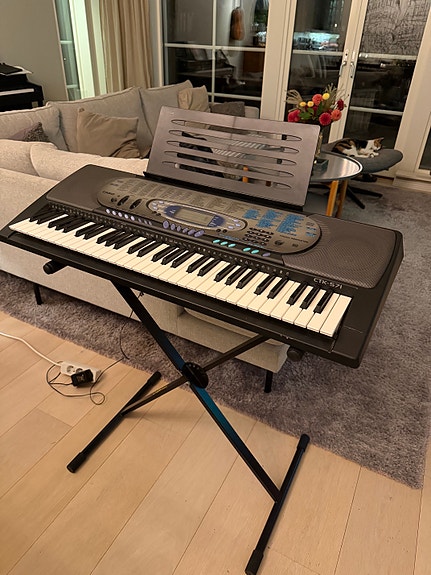 Product image 1 of 3