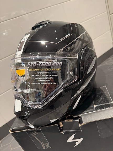 Product image 1 of 6