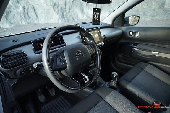 Citroen C4 Cactus 7 of 13