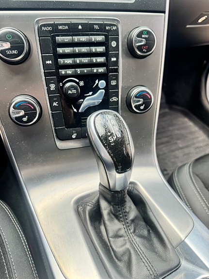Volvo S60 4 of 10