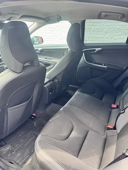 Volvo S60 3 of 10