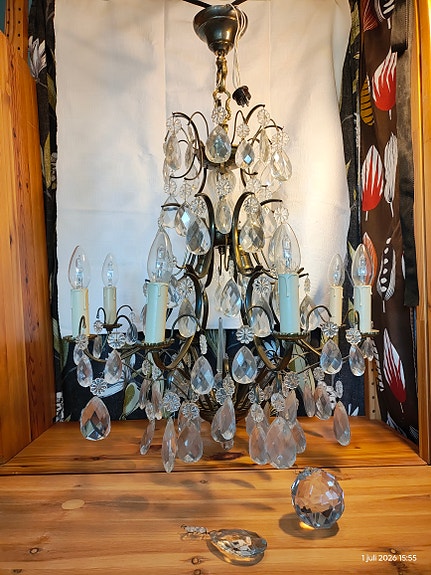 Product image 1 of 2