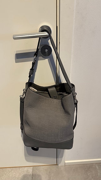 Product image 1 of 8