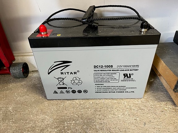 Product image 1 of 3