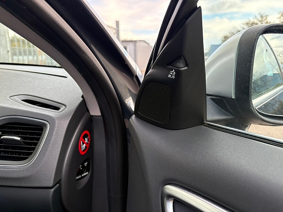 Volvo S60 7 of 8