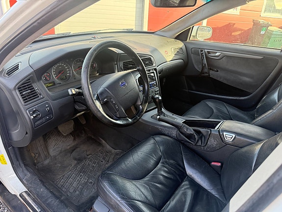 Volvo V70 2.5T A Traktor 6 of 9