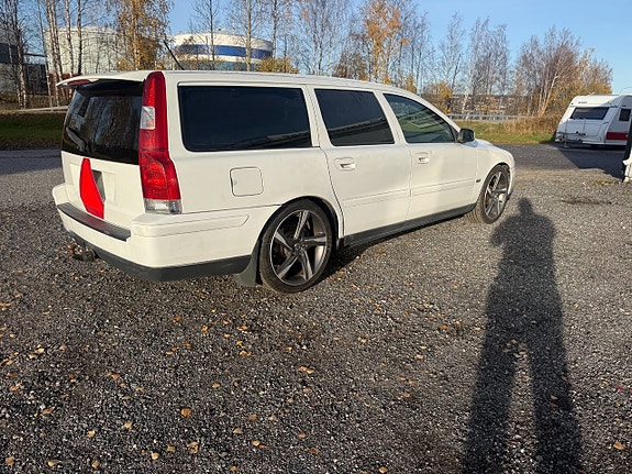 Volvo V70 2.5T A Traktor 5 of 9