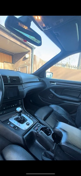 BMW 330i 5 of 8