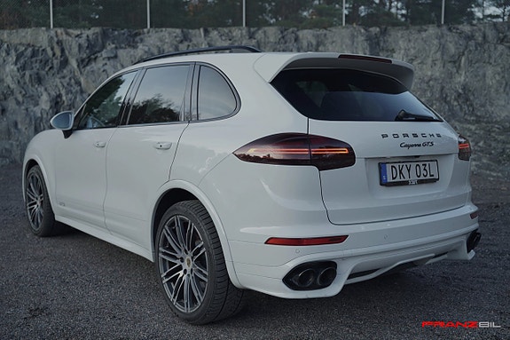 Porsche Cayenne GTS 8 of 30