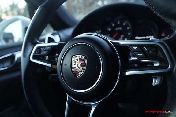 Porsche Cayenne GTS 24 of 30