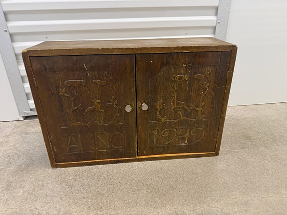 Product image 1 of 3