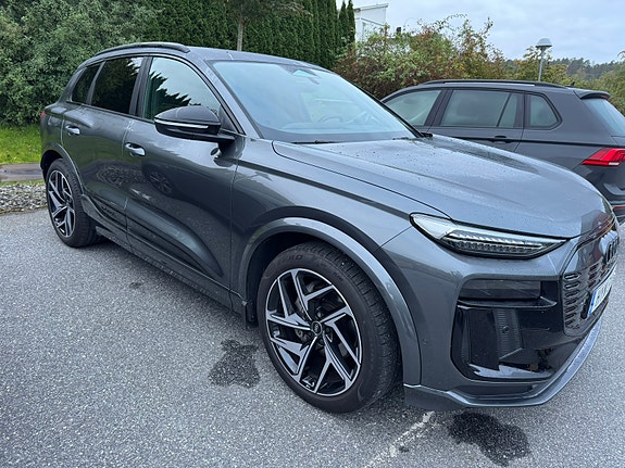 Audi Q6 e-tron 5 of 26