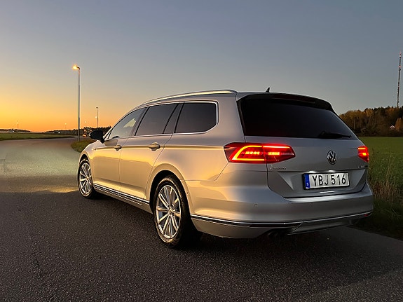 Volkswagen Passat 27 of 28