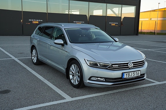 Volkswagen Passat 7 of 28
